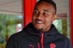 足球直播吧-包含韩国力克AC米兰，恩昆库惊艳世界的词条