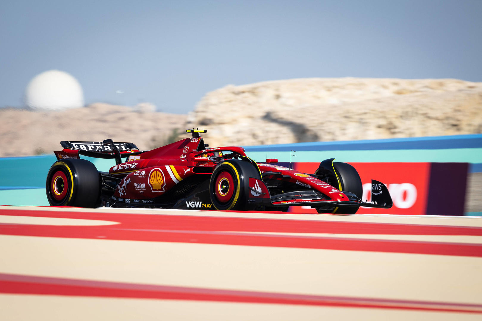 阿斯顿马丁绝杀威廉姆斯，周冠宇关键制胜